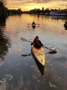 kayak family photo